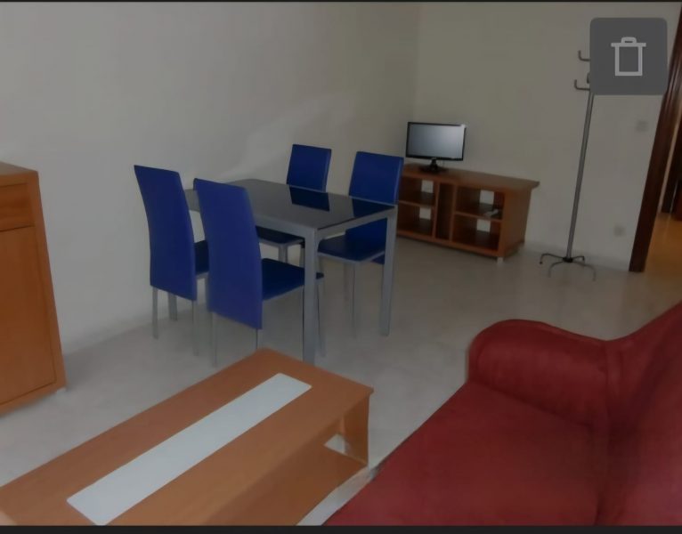 DOS DORMITORIOS, EN C/ VAN DYCK