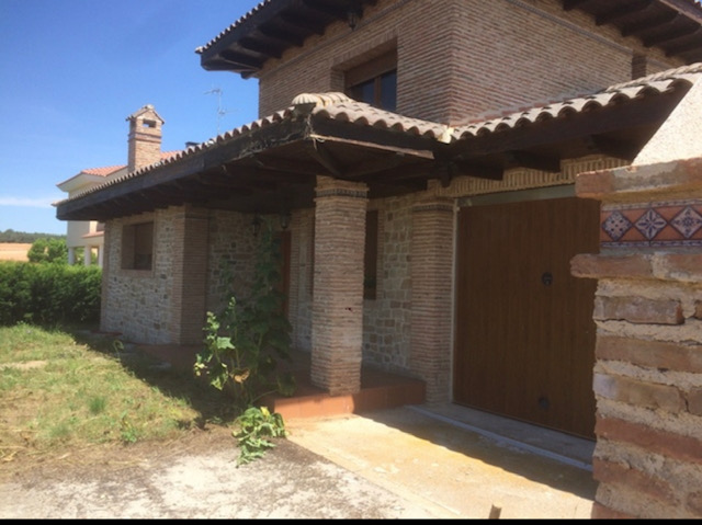 CHALET INDEPENDIENTE EN ALBA DE TORMES