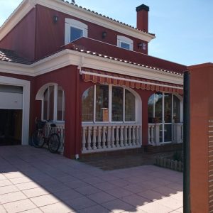 CHALET INDEPENDIENTE EN BUENAVISTA