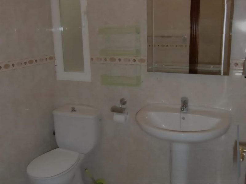 DOS DORMITORIOS, EN C/ VAN DYCK