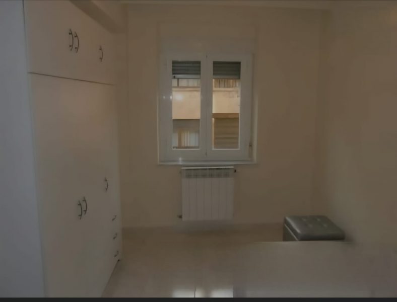 DOS DORMITORIOS, EN C/ VAN DYCK