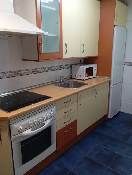 APARTAMENTO EN CALLE AZAFRANAL