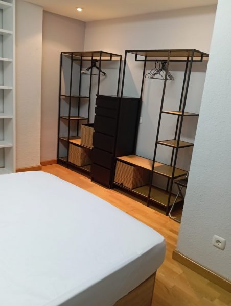 APARTAMENTO EN CALLE AZAFRANAL