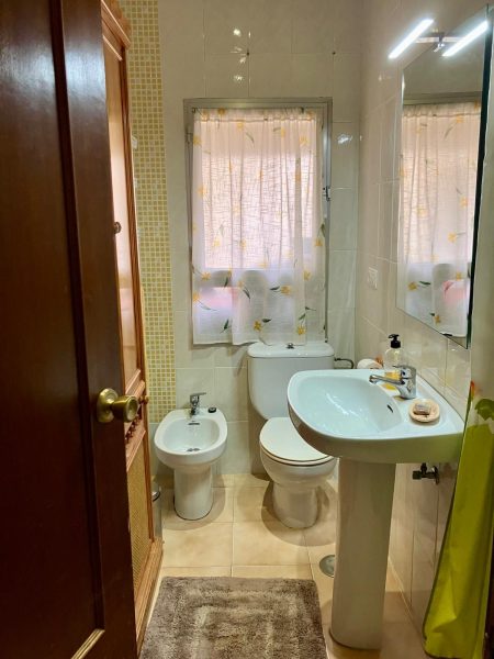 PISO EN BARRIO OESTE