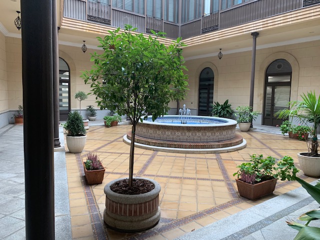 APARTAMENTO DE DOS DORMITORIOS EN PLAZA COLÓN