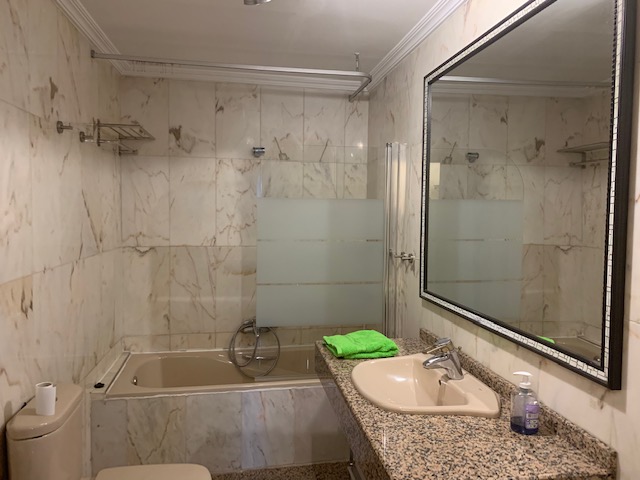 APARTAMENTO DE DOS DORMITORIOS EN PLAZA COLÓN