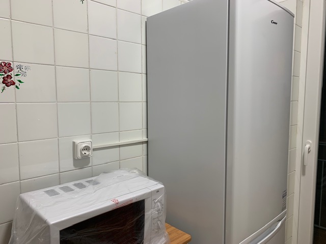 CUATRO DORMITORIOS, EN AVDA. PORTUGAL, WIFI Y CALEFACCIÓN INCLUIDOS