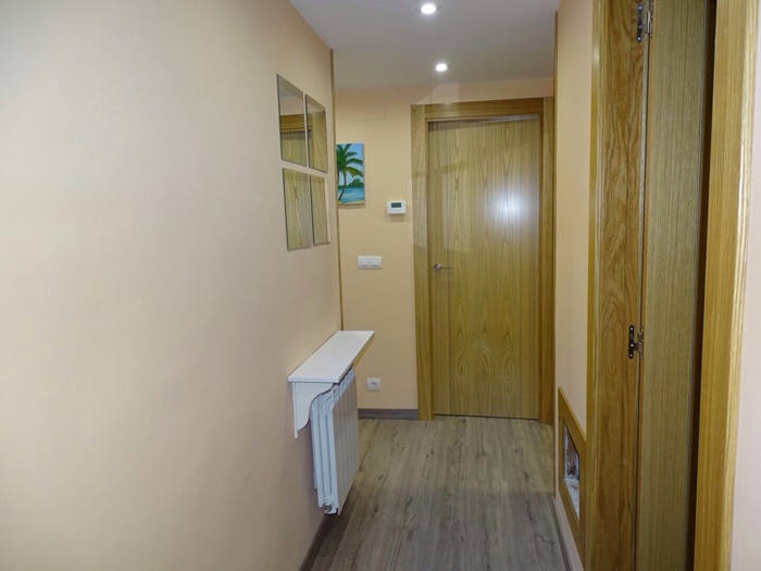 TRES DORMITORIOS EN CALLE CARPINTEROS-BARRIO VIDAL