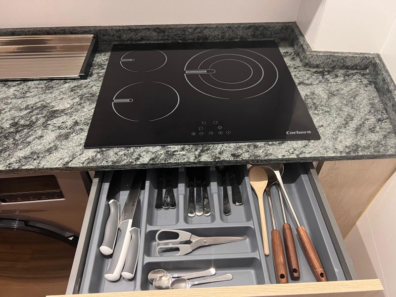 PRECIOSO ESTUDIO JUNTO A GRAN VÍA