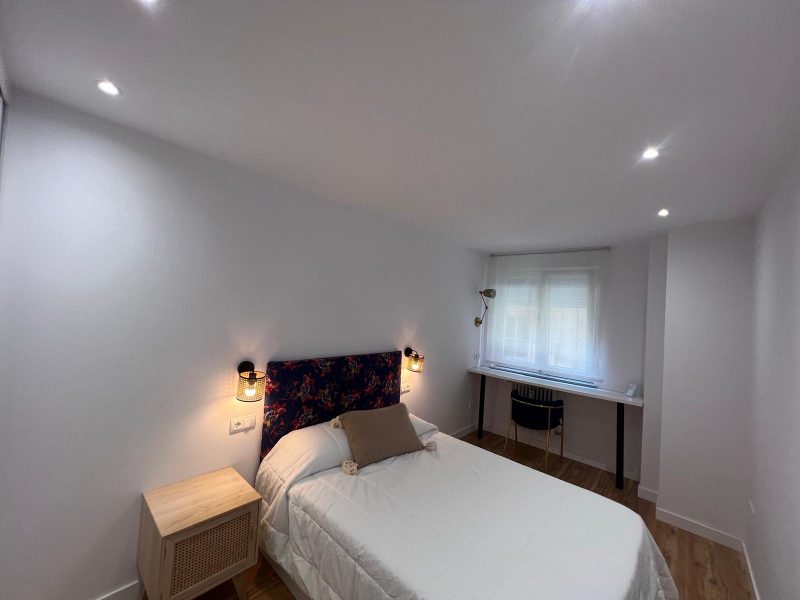 LUJO CON TODOS LOS GASTOS INCLUÍDOS JUNTO A GRAN VÍA, UN DORMITORIO