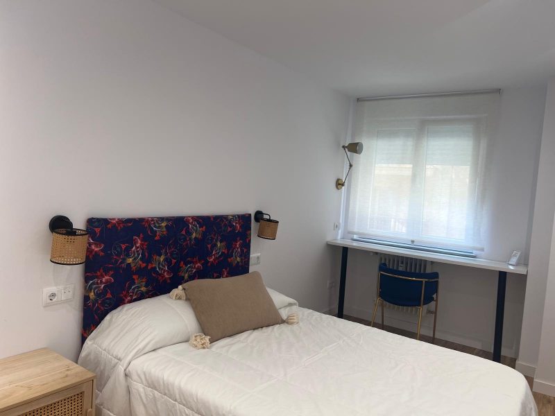 LUJO CON TODOS LOS GASTOS INCLUÍDOS JUNTO A GRAN VÍA, UN DORMITORIO