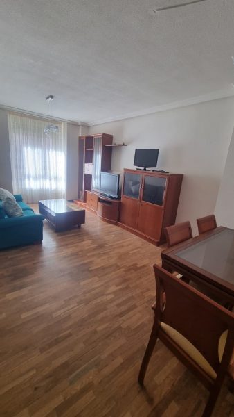 CUATRO DORMITORIOS, ZONA EDUCACIÓN