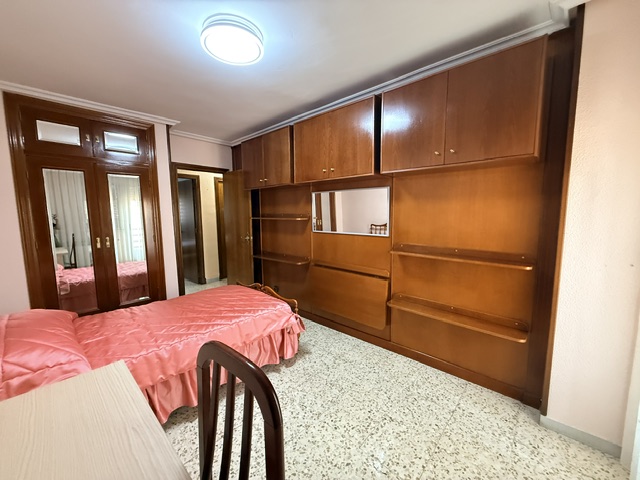 CUATRO DORMITORIOS, EN EL PASEO DEL ROLLO, IDEAL PARA ESTANCIAS PROFESIONALES