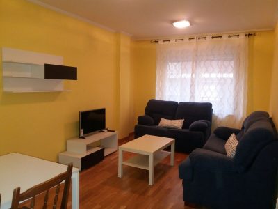 TRES DORMITORIOS, JUNTO AVENIDA VILLAMAYOR