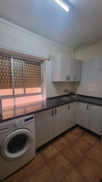 PISO DE TRES DORMITORIOS EN VENTA EN CALLE VITIGUDINO, JUNTO A AVDA. VILLAMAYOR