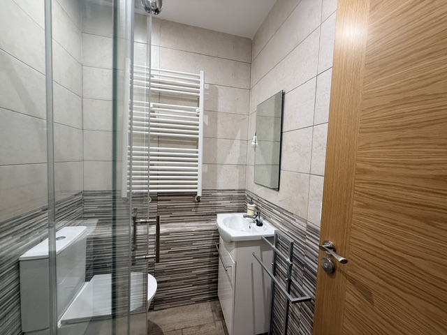 CUATRO DORMITORIOS EN BARRIO VIDAL, IDEAL ESTUDIANTES