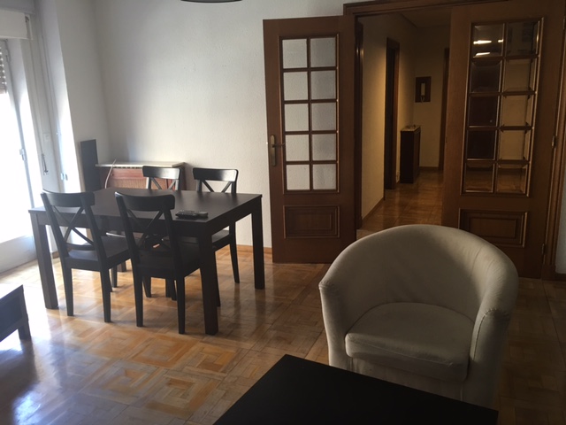 SEGUNDO SEMESTRE, EN PLENO CENTRO, CUATRO DORMITORIOS, TODOS LOS GASTOS INCLUÍDOS.