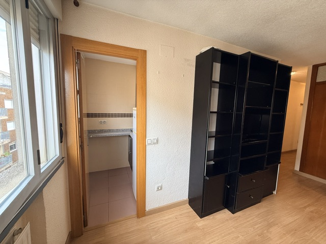 OPORTUNIDAD EN VENTA EN BARRIO OESTE, UN DORMITORIO, TOTALMENTE REFORMADO
